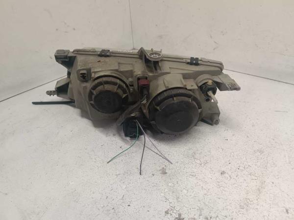 PHARE DROIT SAAB - Vue 2